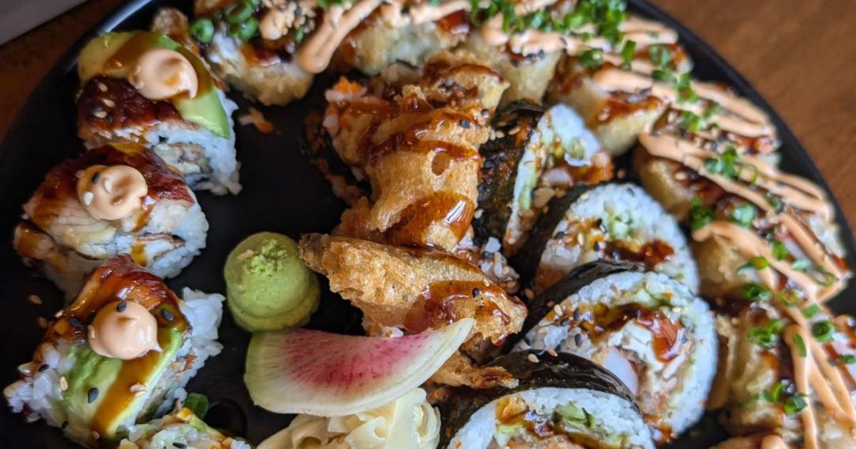 Halloween in Pensacola, a sushi night out